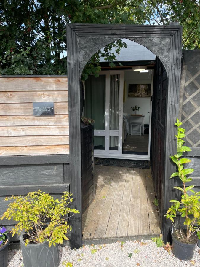 The Little Nest Beach Sole Use Accommodation Near To Bath Wick  Екстер'єр фото